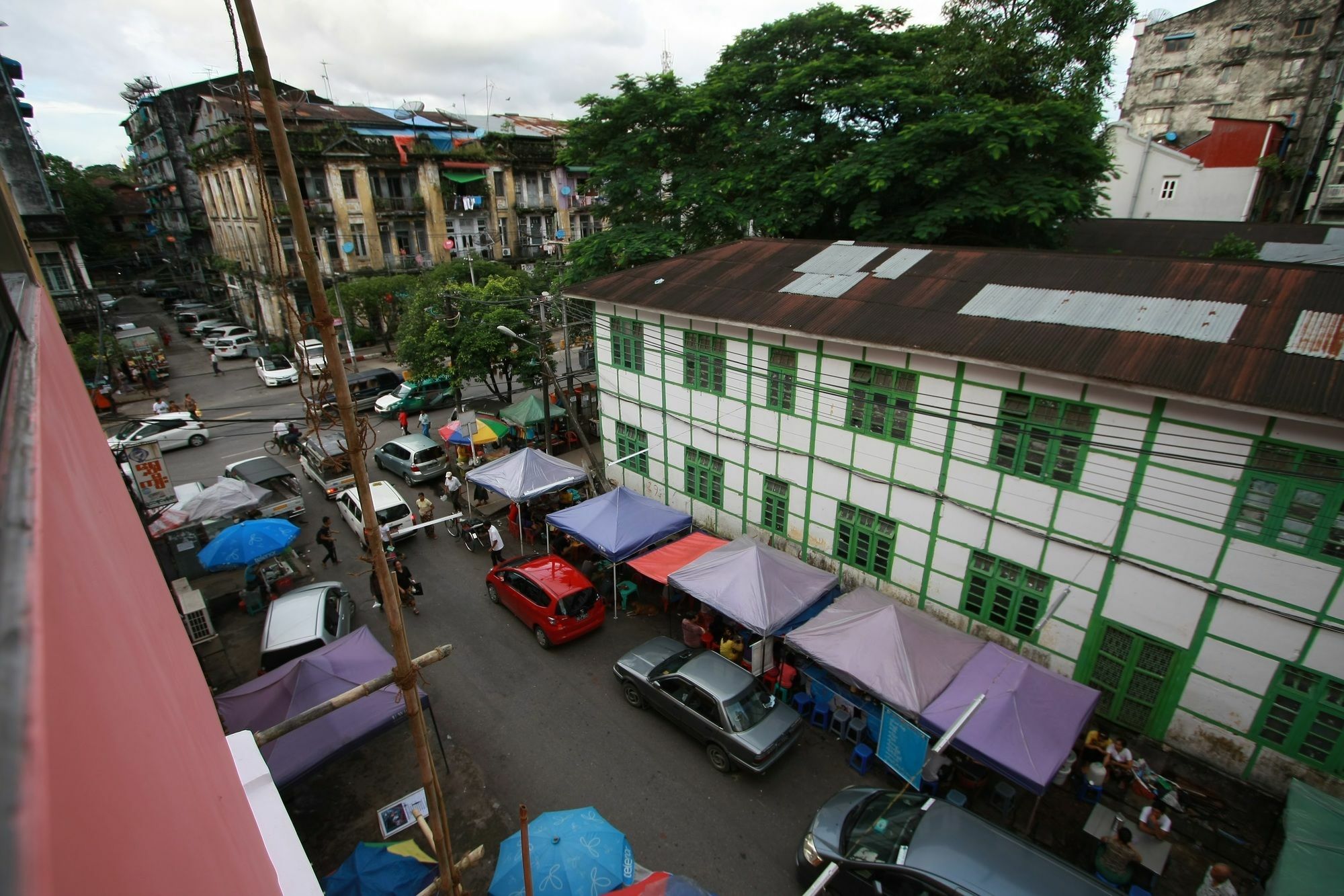 Готель 15Th Street @ Downtown Янгон Екстер'єр фото